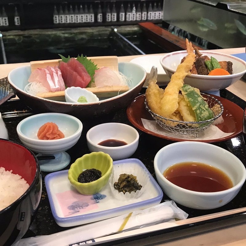 昼定食(稚加榮 福岡店)