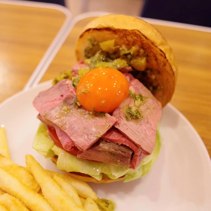 ローストビーフバーガー(BURGER&MILKSHAKE CRANE)