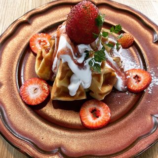 strawberrycakewaffle(HAROLD CAFE)
