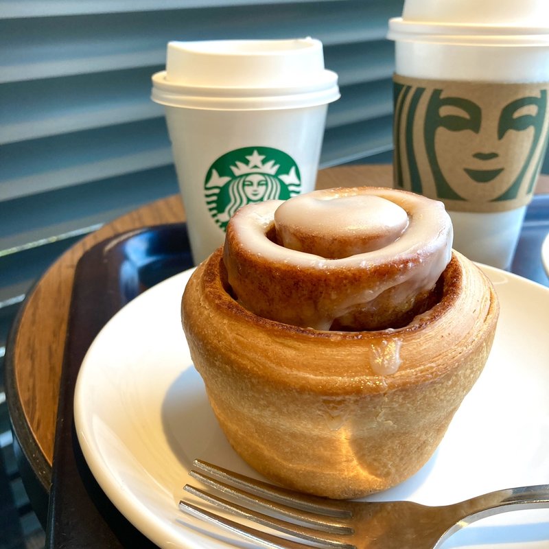 シナモンロール(スターバックスコーヒー 東香里店)