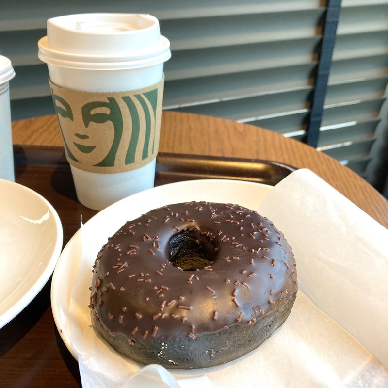 チョコレートクリームドーナツ(スターバックスコーヒー 東香里店)