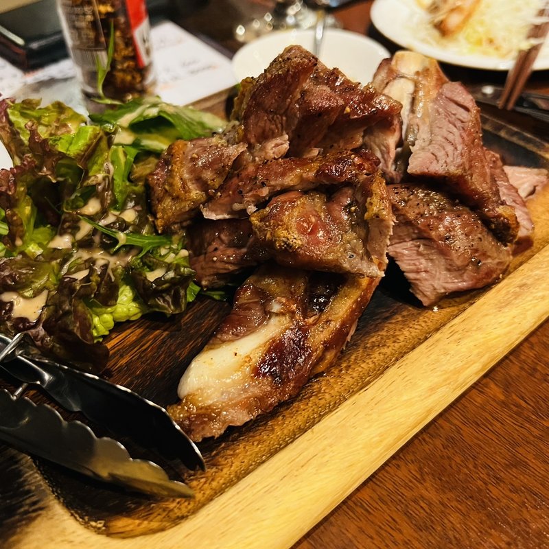 スペアリブ(肉バル 豚バコ 赤坂)