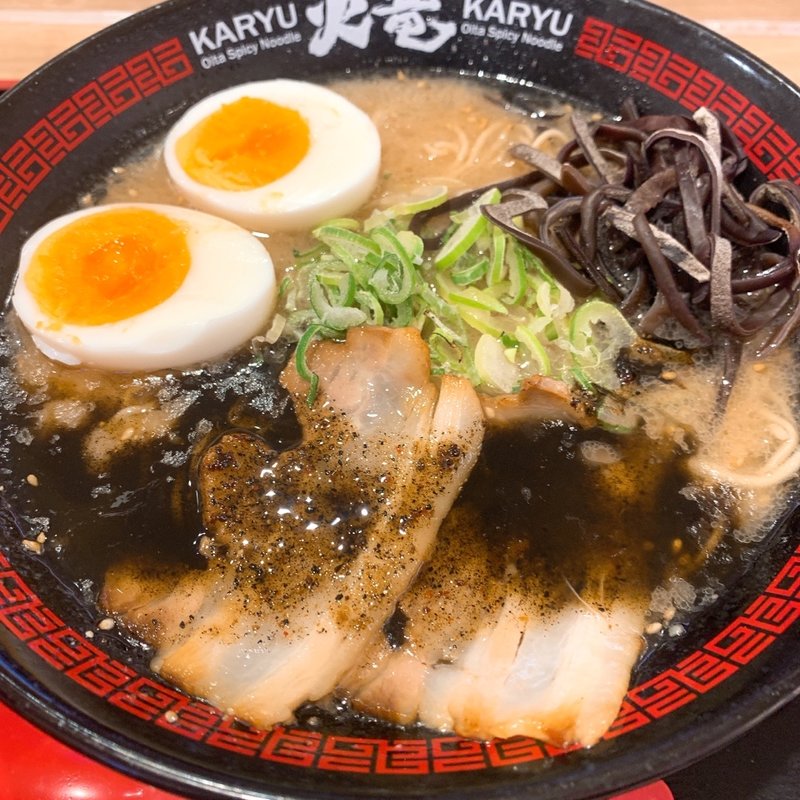 黒豚骨(担々麺専門店 火竜

)