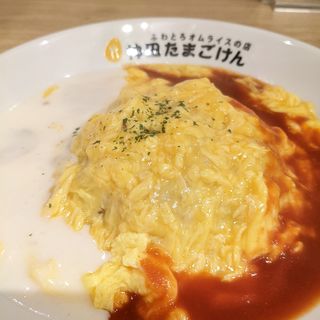トマト&キノコオムライス(神田たまごけん 神保町店)