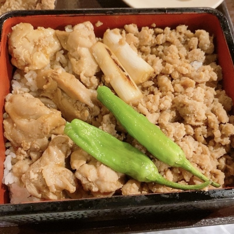 焼き鳥重（唐揚げ3個付き）(とり専門店 鳥さく)