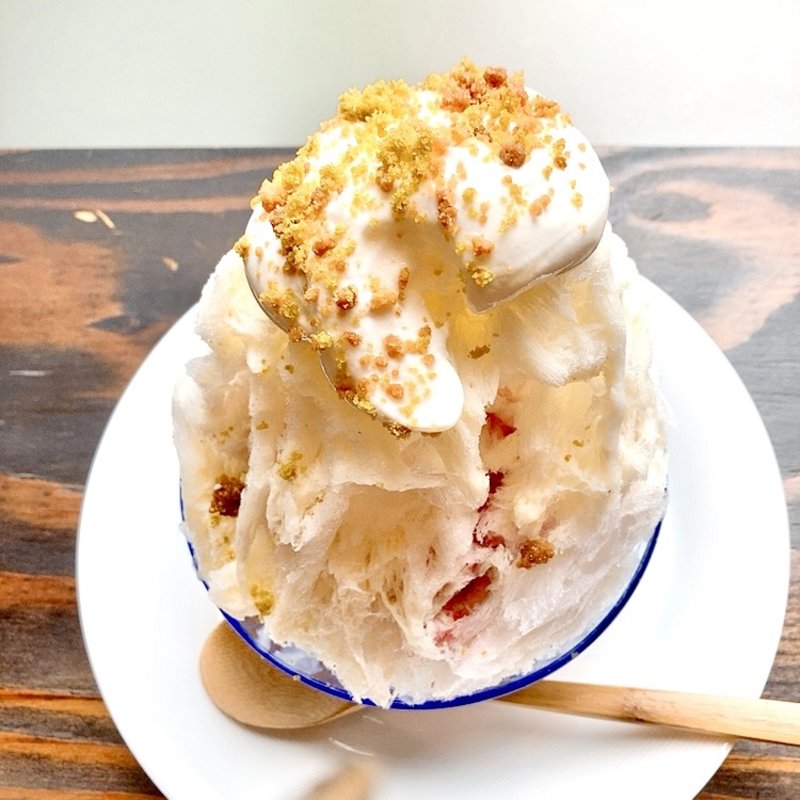 レアチーズケーキな氷(ラセッテ広島ミラノカレー)