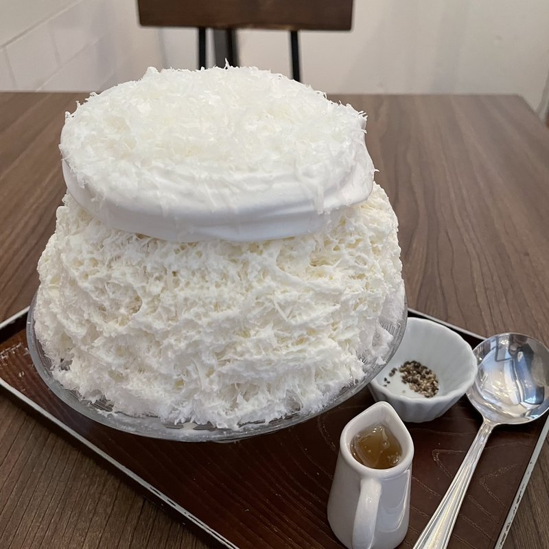 カマンベールフランボワーズ(サカノウエカフェ )