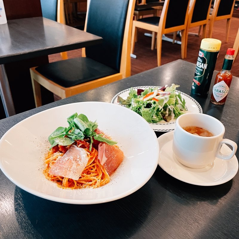生ハムとトマトの冷製パスタセット(レストラン プルメリア)