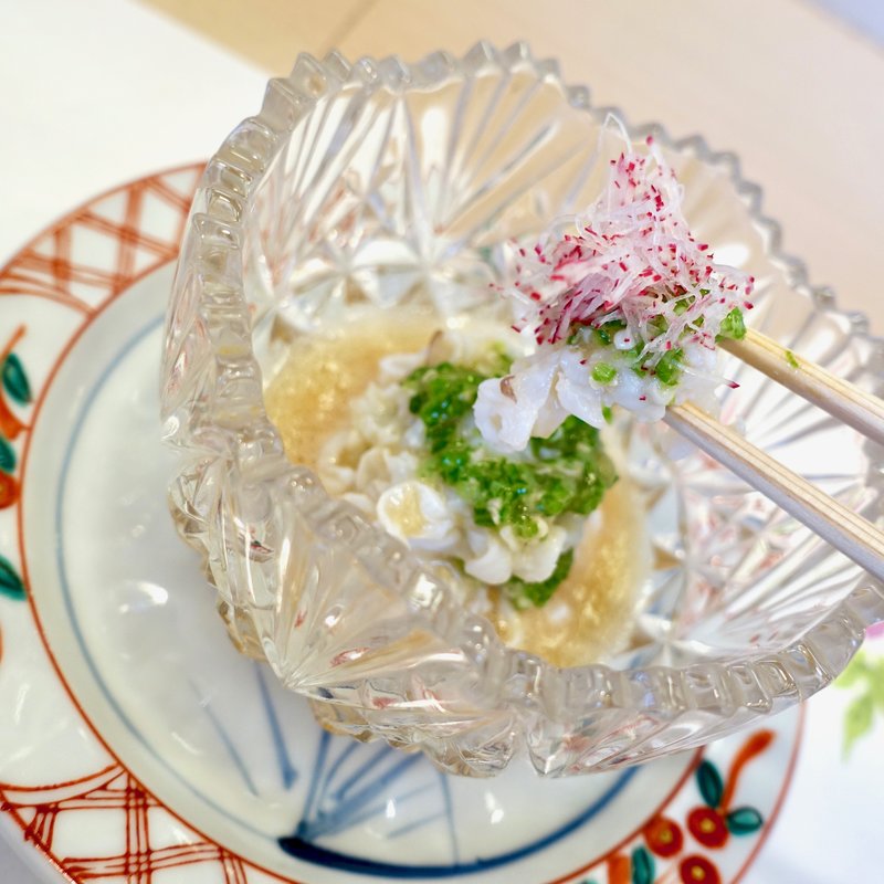 先付：半夏生蛸　桃酢　絞り生姜　針ラディッシュ(日本料理　希粋 )