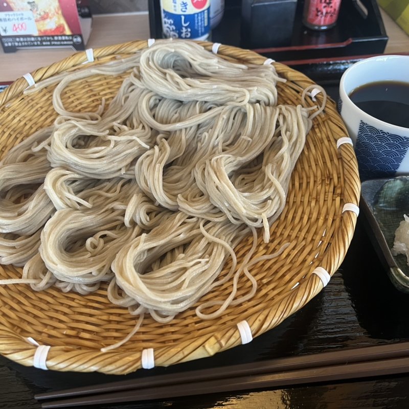 ざるそば　7ぼっち(戸隠そば　かがみ　上尾店)