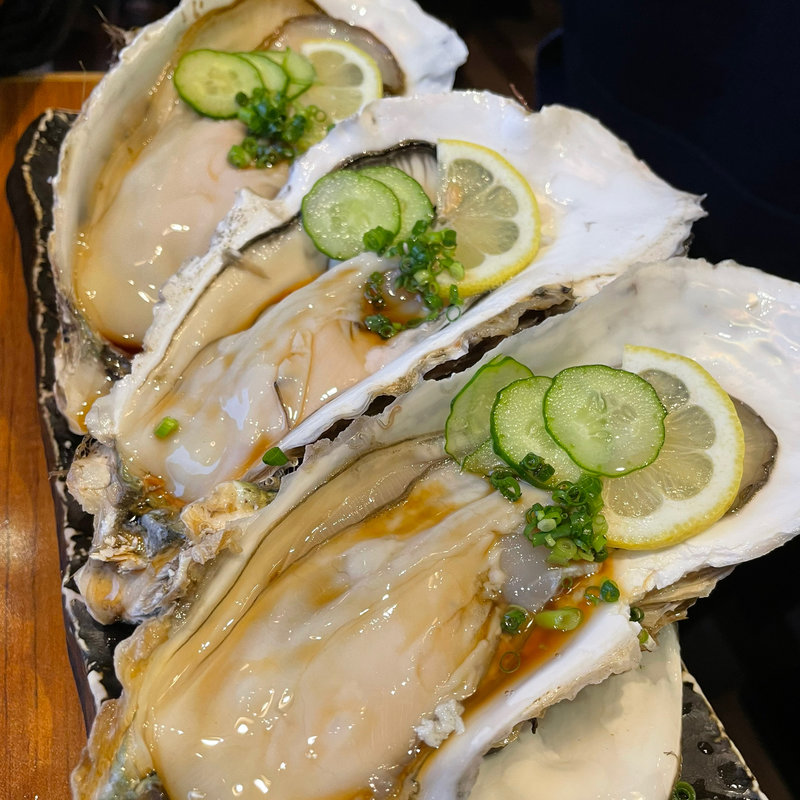 生牡蠣(さけぼうず 旬仙 東口店 )