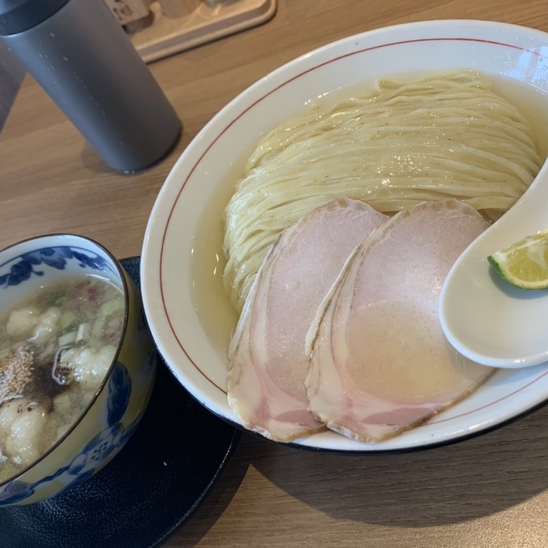 北海道三大つけ麺 国産牛ホルモンスープ 大盛(麺 鍾馗)