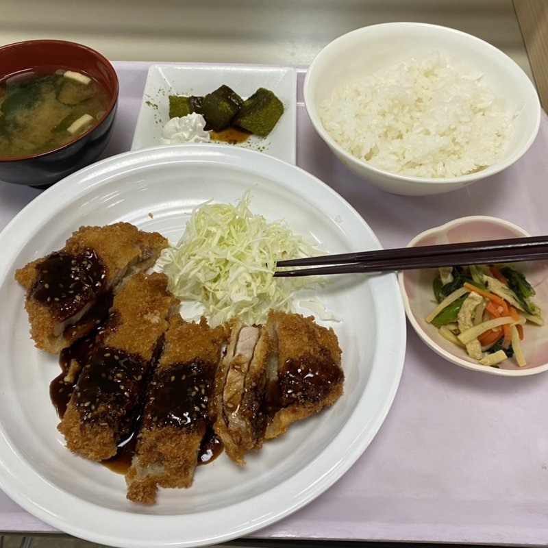 期間限定ヘルシーとんかつ(カフェテリアけやき )