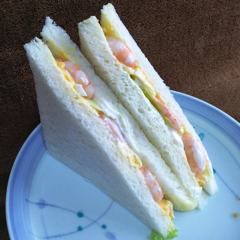 トライアングルエッグシュリンプ(ヴィ・ド・フランス仙台東館店 (VIE DE FRANCE))