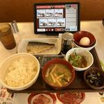 さばデラックス朝食