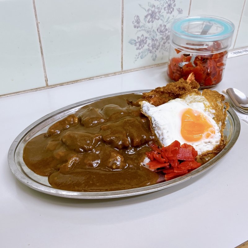 カツカレー(カレーハウスデリー )