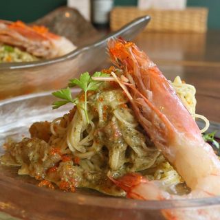 赤エビとバジル、フレッシュトマトの冷製パスタ(エビータ （e'vita）)