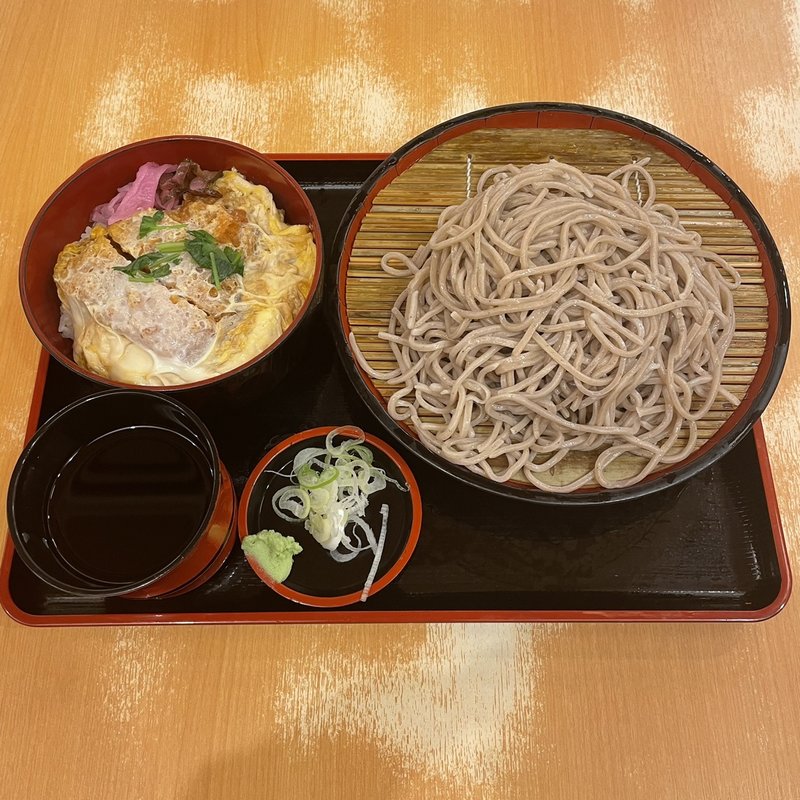 かつ丼セット(かのや 新宿西口店 )