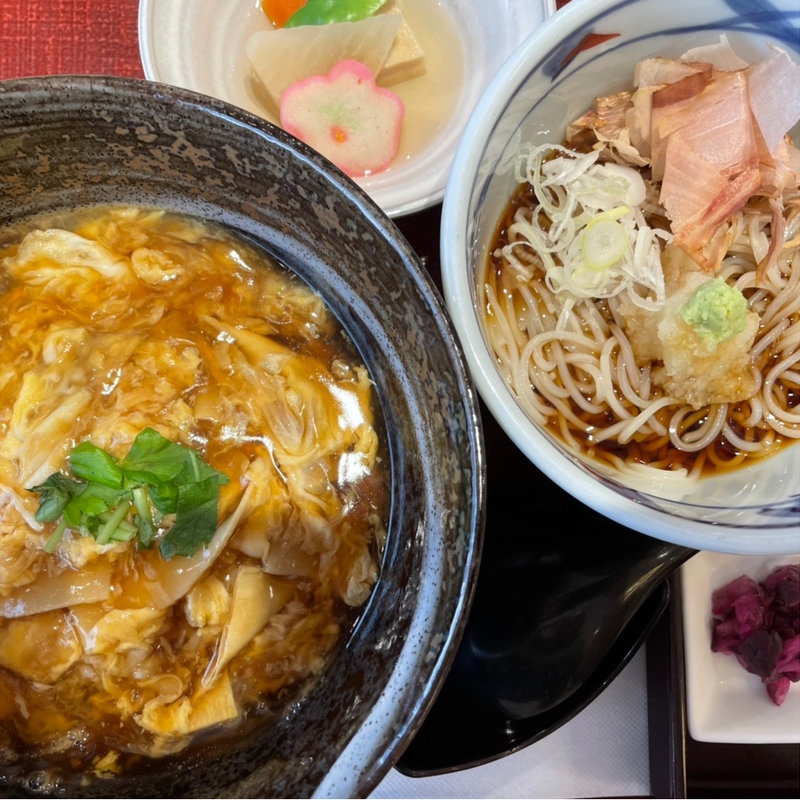 湯葉の玉子とじ丼セット(お好みダイニング カトレヤ 松坂屋上野店)