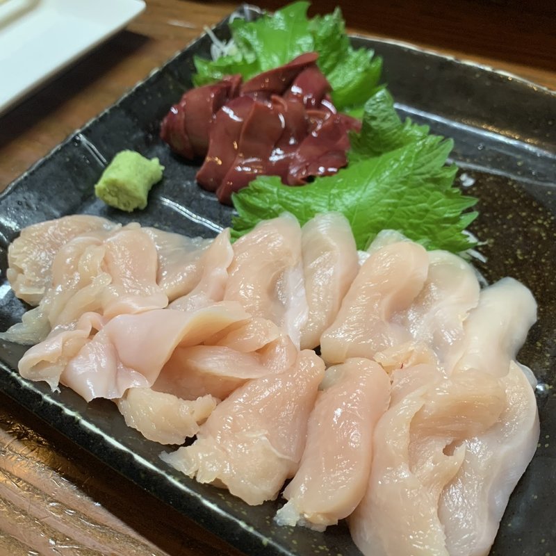 手羽刺し身(鳥石)