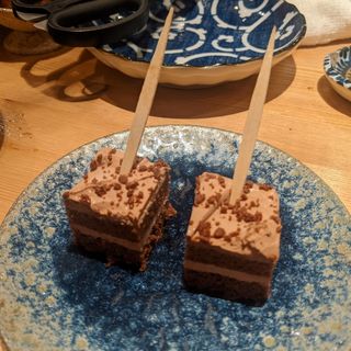 チョコレートケーキ(酒場つむぎ堂 新宿店)