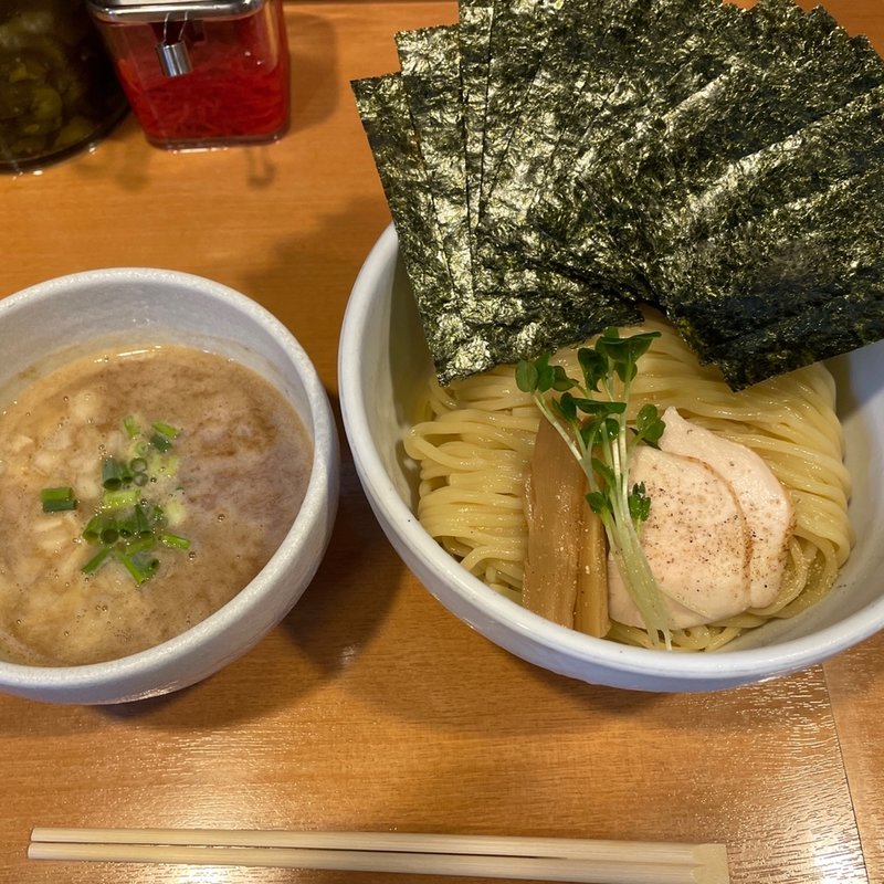 つけ麺中盛海苔トッピング(濃厚鶏白湯専門 らーめん志 cocoro
)