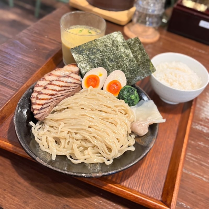 特製冷やしカレーつけ麺(しゅういち 等々力店 )