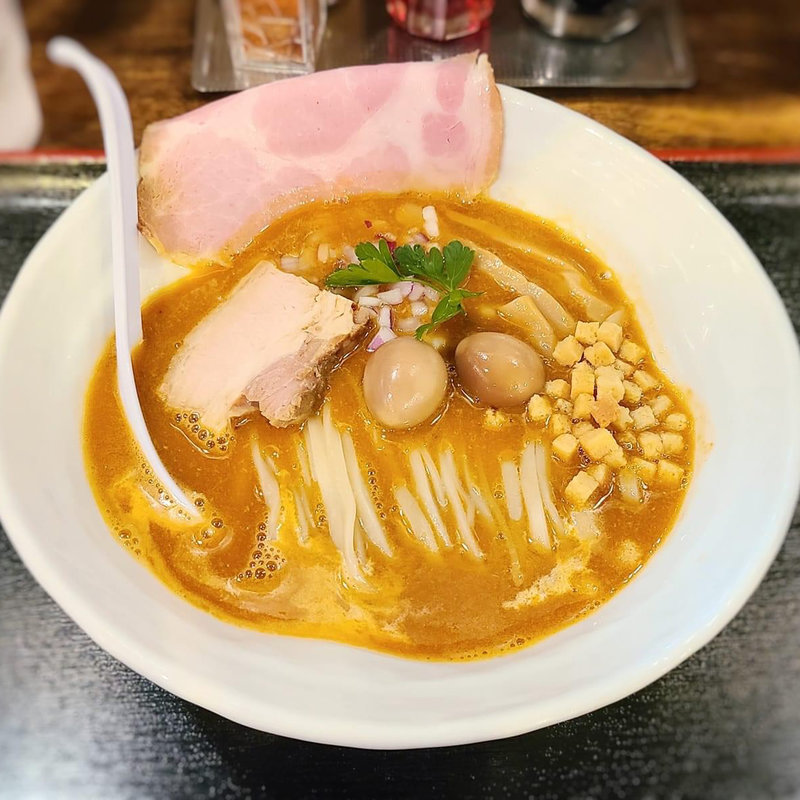 カニのビスク鶏白湯(真卓朗商店)