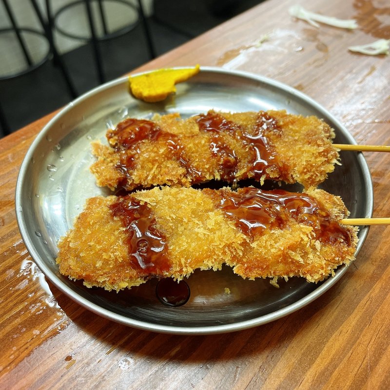 豚バラ串カツ（2本）(スタンド富士)