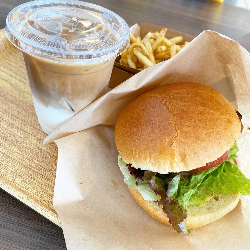 Mekke!バーガー(Mekke！ （メッケ）)