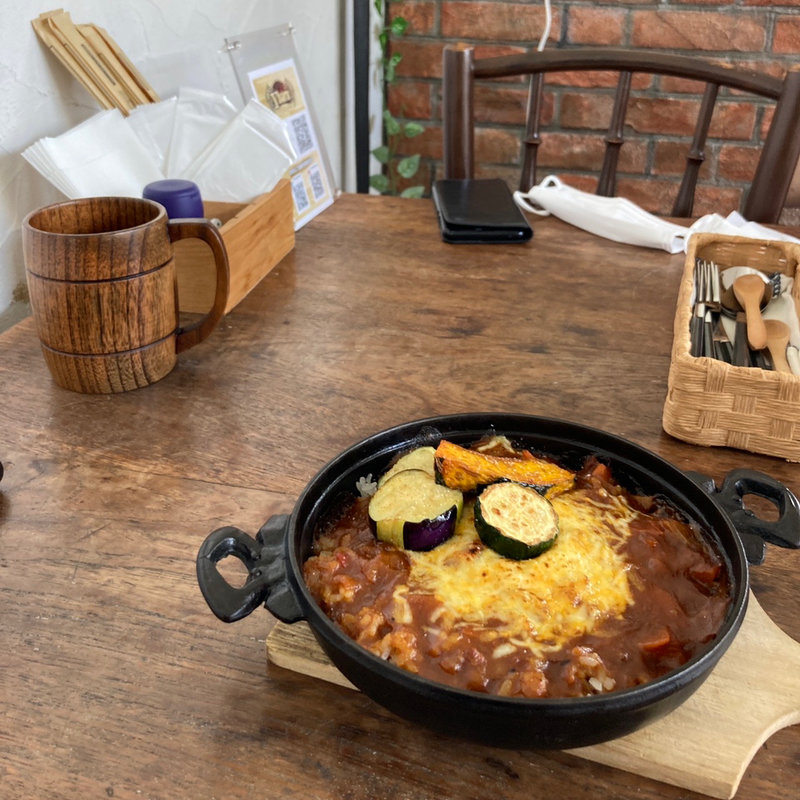 焼き牛すじカレー(冒険者ギルド ワイバーン)