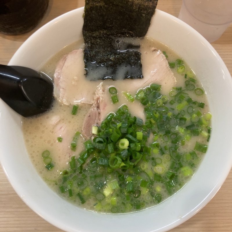 ワンタンチャーシュー(拉麺　ちゃちゃちゃ)