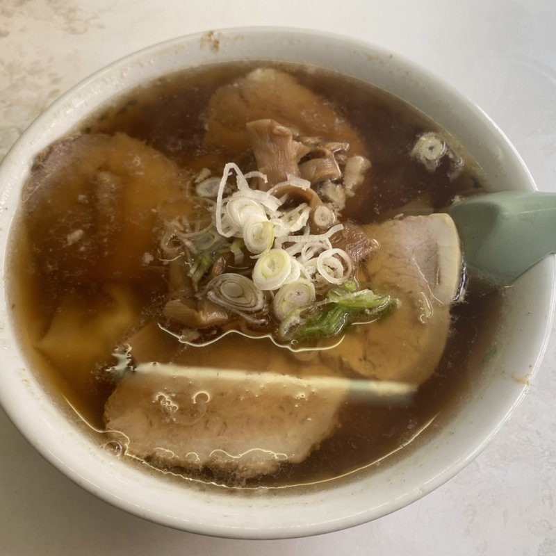 チャーシューワンタンメン(あわじ食堂)