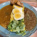 カレー2種盛(カレー会議室)