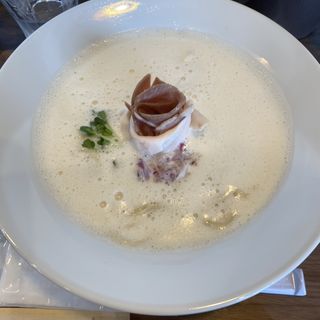 泡鶏白湯ラーメン(鶏×麦 らら)