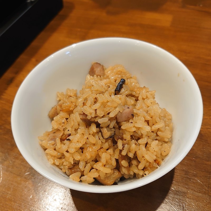 炊き込みご飯(中華そば 卯月屋)