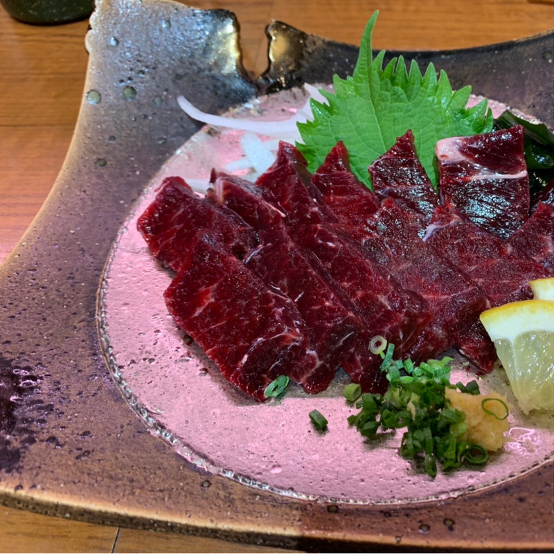 長須くじら赤身刺し(すし大臣 佐賀店 （すしだいじん）)