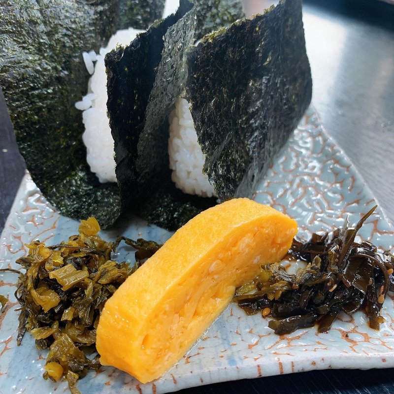 おにぎり(そば処 松本)