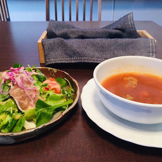 ランチスープ&サラダ(ビストロこうべ亭 )