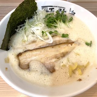 五弦屋とんこつ(五弦屋)