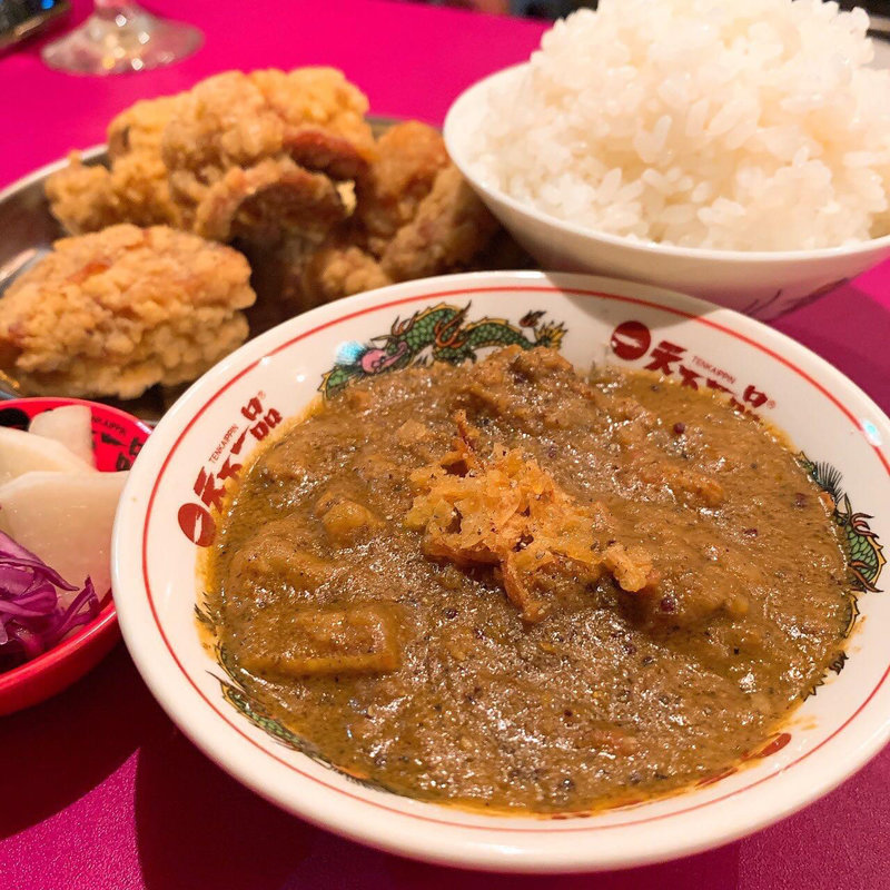 鶏のからあげ定食(スパイスサロン バビルの塔)