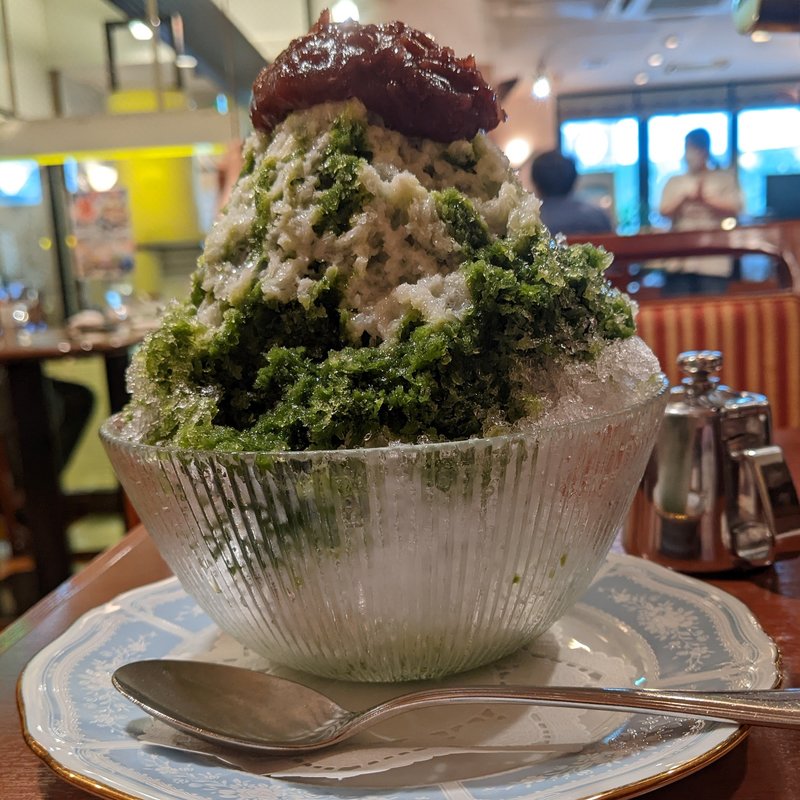 宇治金時ミルク(銀座和蘭豆 蒲田駅前店)