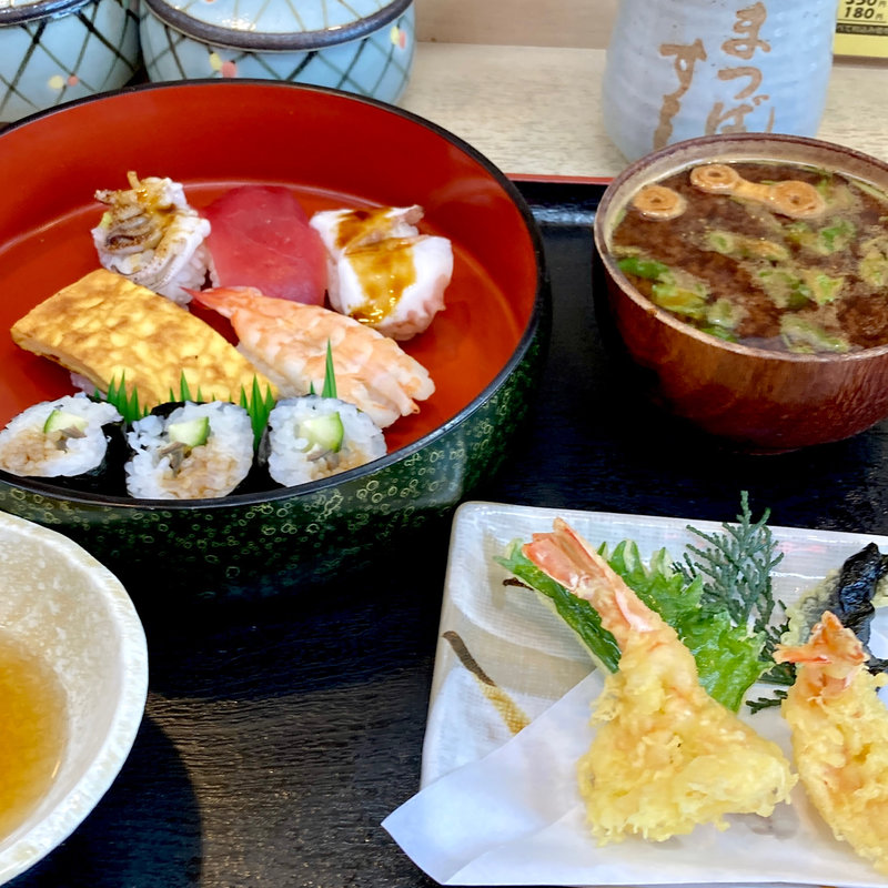すし定食A(まつばすし)