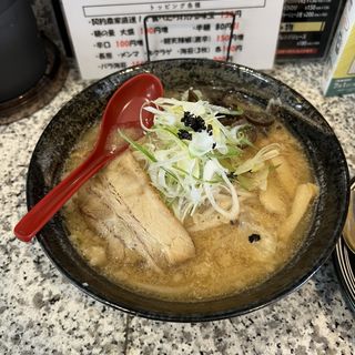 伝家の宝刀　味噌ラーメン(麺屋　樹本店)