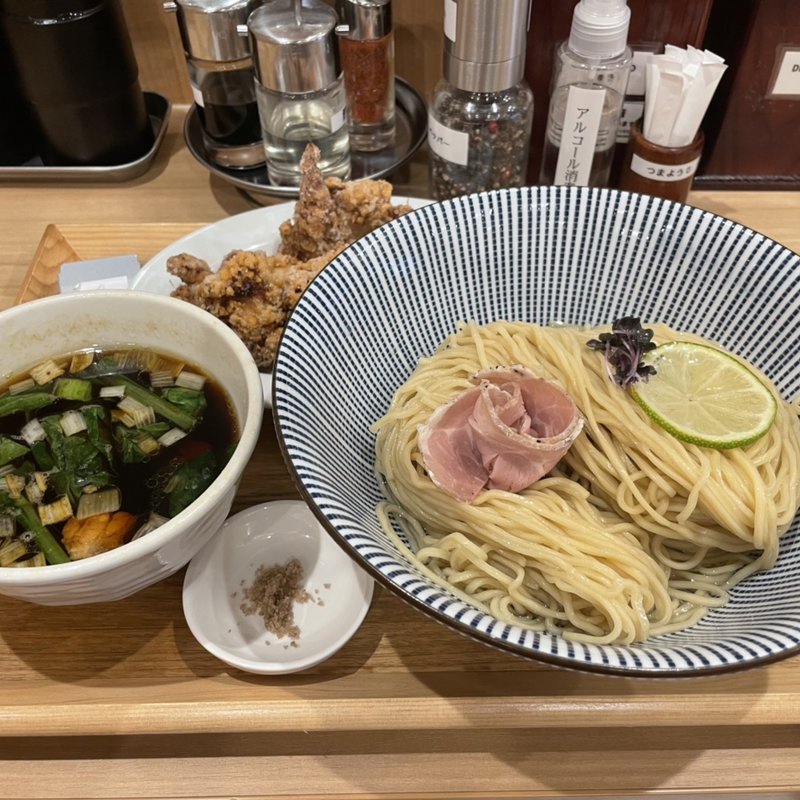名古屋コーチン昆布水淡麗つけ麺(和麺ぐり虎 名古屋店)