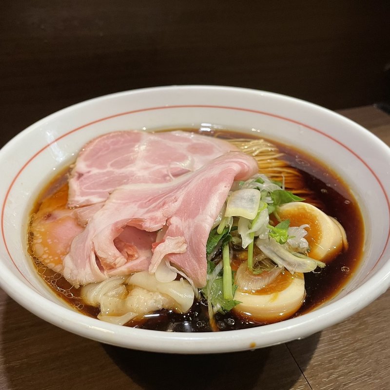 TOKUSENRAMEN 黒(八咫烏)