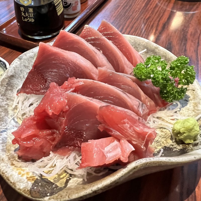 カツオの刺身(丸千葉)