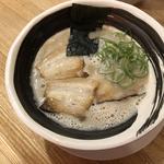 濃厚煮干とんこつ 石田ラーメン(濃厚煮干とんこつラーメン　石田てっぺい )