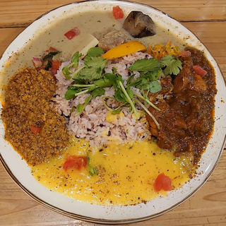 あいがけ3種盛り(スパイスカレーまるせ )