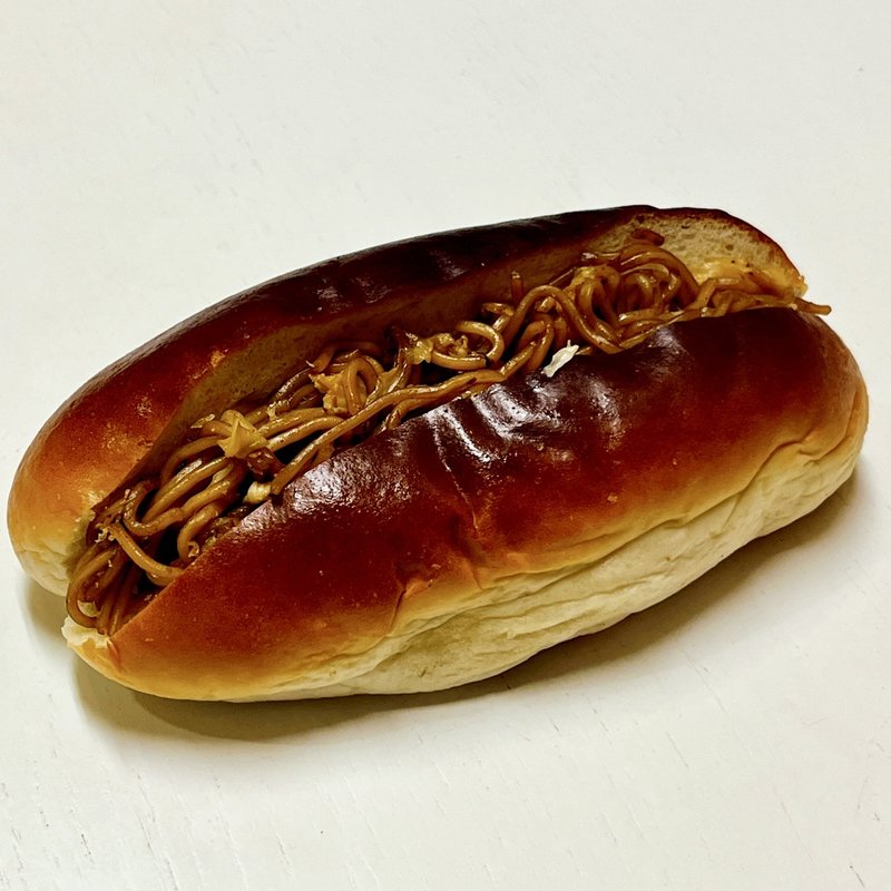 ヤキソバ(岡本ベーカリー)